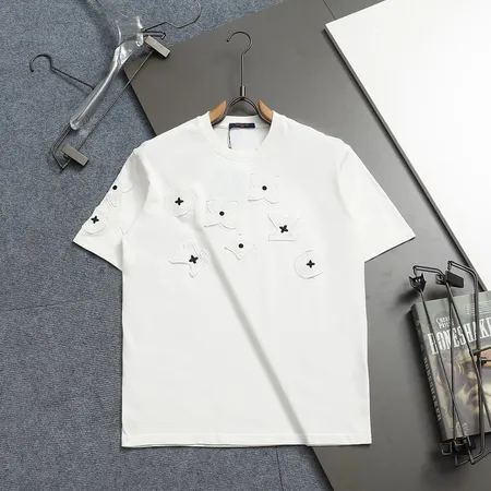 ルイヴィトン Tシャツ