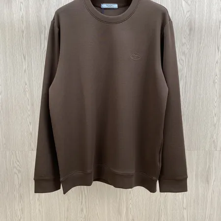 プラダ パーカー