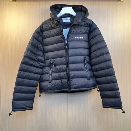 ミュウミュウ ダウンジャケット