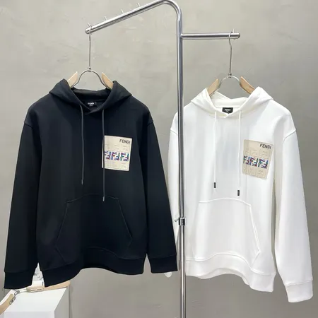 フェンディ パーカー