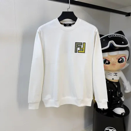 フェンディ パーカー