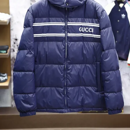 グッチ ダウンジャケット