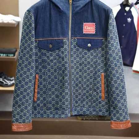 グッチ ダウンジャケット