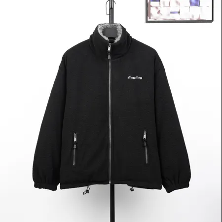 ミュウミュウ ダウンジャケット