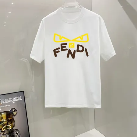 フェンディ Tシャツ