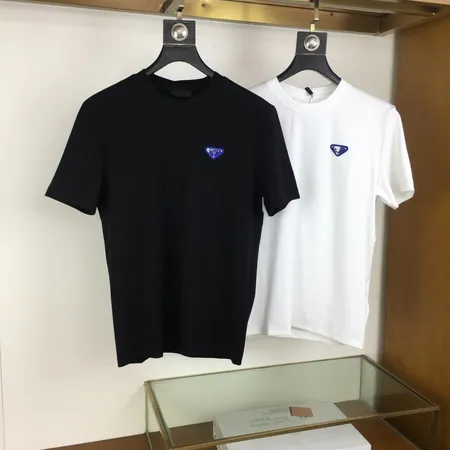 プラダ Tシャツ