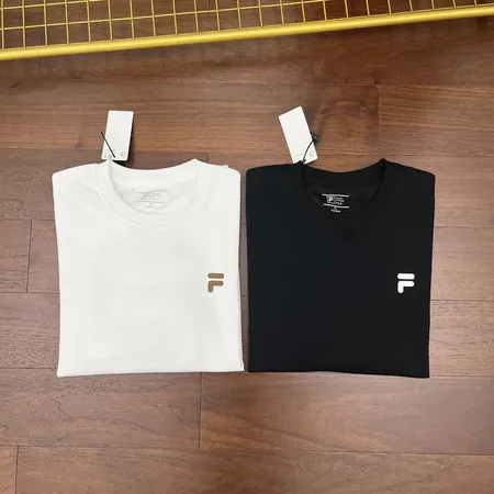 フィラ パーカー