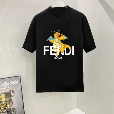 フェンディ Tシャツ