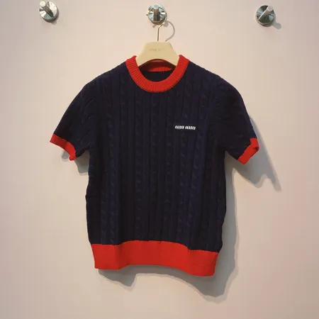 ミュウミュウ Tシャツ