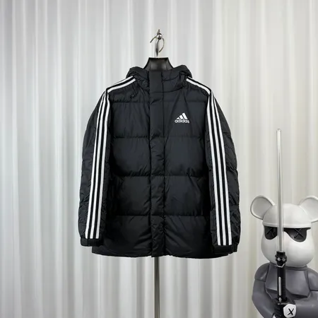 アディダス ダウンジャケット