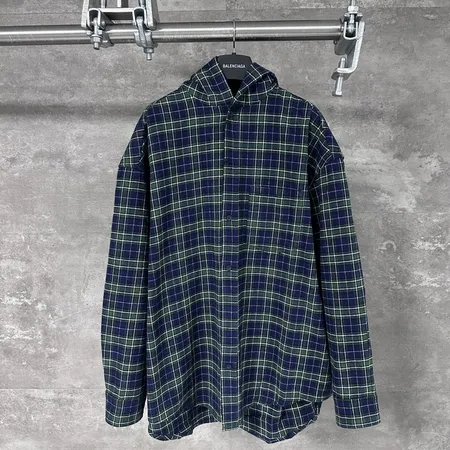 バレンシアガ シャツ