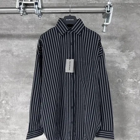 バレンシアガ シャツ