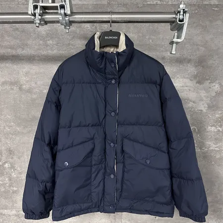 ミュウミュウ ダウンジャケット