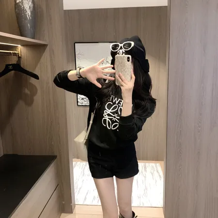 ロエベ パーカー