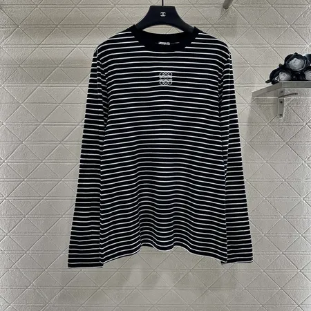 ロエベ Tシャツ