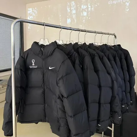 ナイキ ダウンジャケット