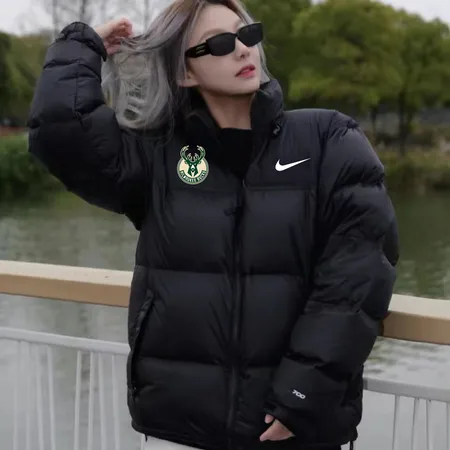 ナイキ ダウンジャケット