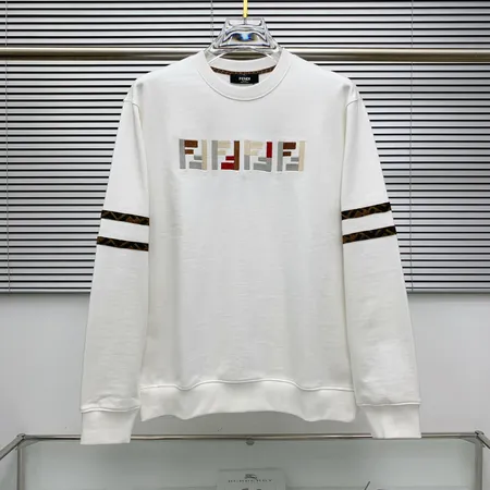 フェンディ パーカー