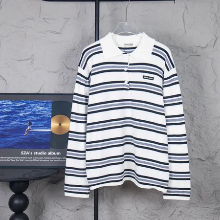 ミュウミュウ Tシャツ