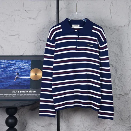 ミュウミュウ Tシャツ