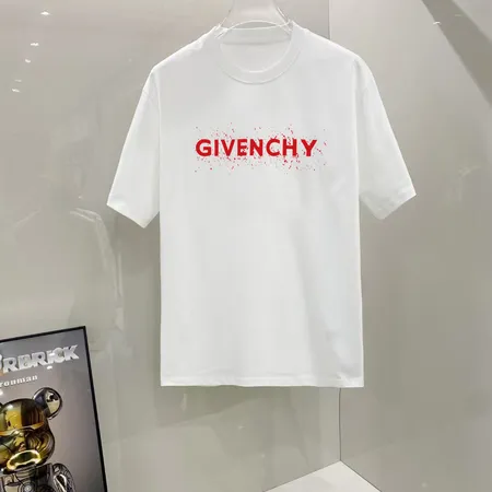 ジバンシィ Tシャツ