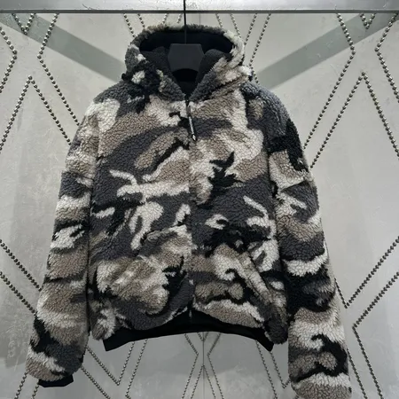 バレンシアガ ジャケット