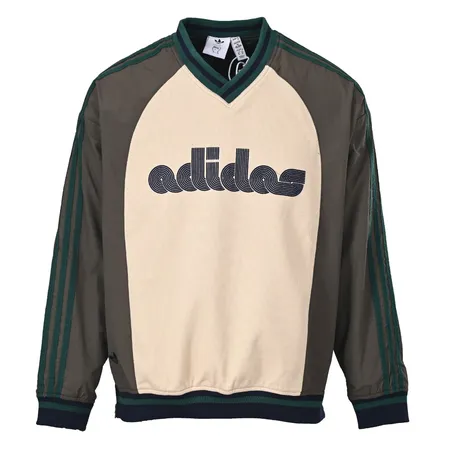 アディダス パーカー