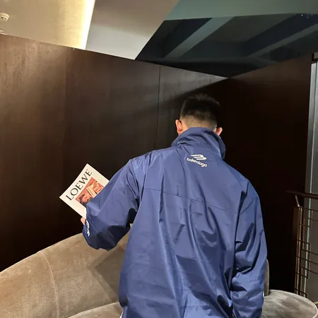 バレンシアガ ジャケット