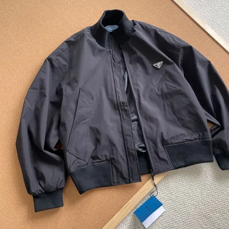 プラダ ジャケット