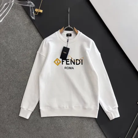 フェンディ パーカー