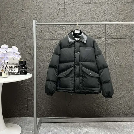 ミュウミュウ ダウンジャケット