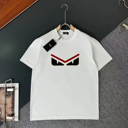 フェンディ Tシャツ