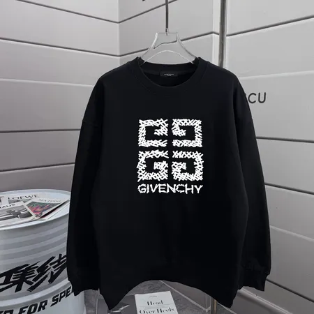 ジバンシィ パーカー