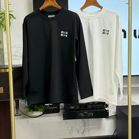 ミュウミュウ Tシャツ