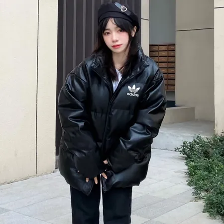 アディダス ダウンジャケット