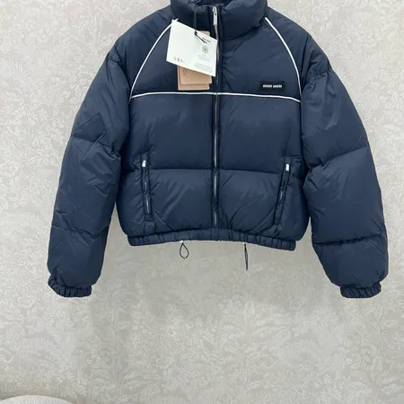 ステューシー ダウンジャケット