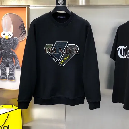 プラダ パーカー