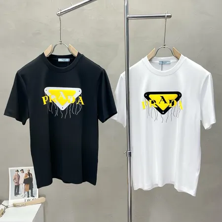プラダ Tシャツ
