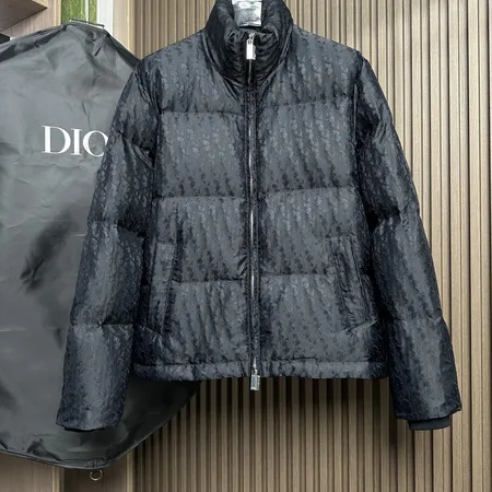 ディオール ダウンジャケット