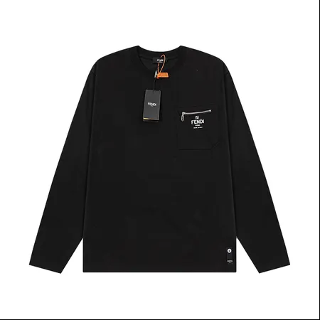 フェンディ Tシャツ