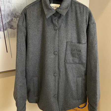 ミュウミュウ ダウンジャケット