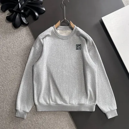 フェンディ パーカー