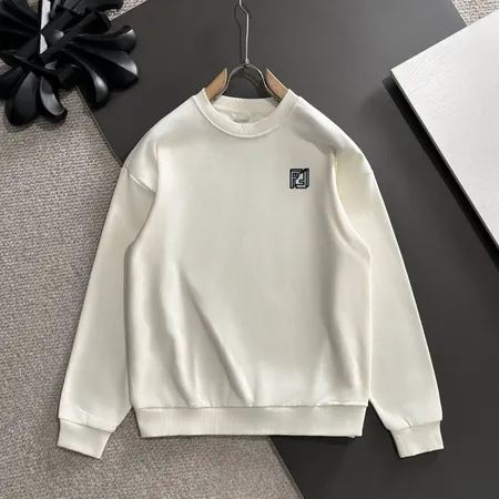 フェンディ パーカー