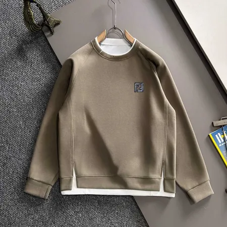 フェンディ パーカー