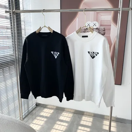 プラダ パーカー