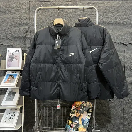 ナイキ ダウンジャケット