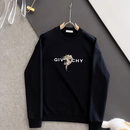 ジバンシィ パーカー