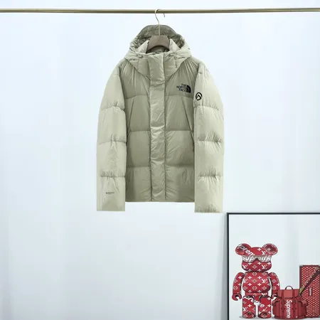 ノースフェイス ダウンジャケット