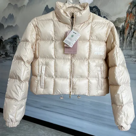 ミュウミュウ ダウンジャケット