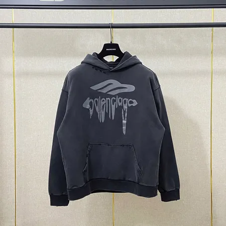 バレンシアガ パーカー